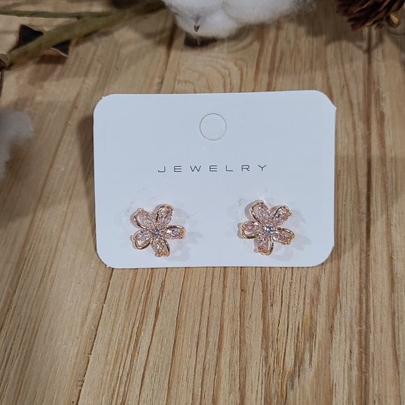 Elegant CZ and Rose Gold Flower Earrings - Picture 6 of 15